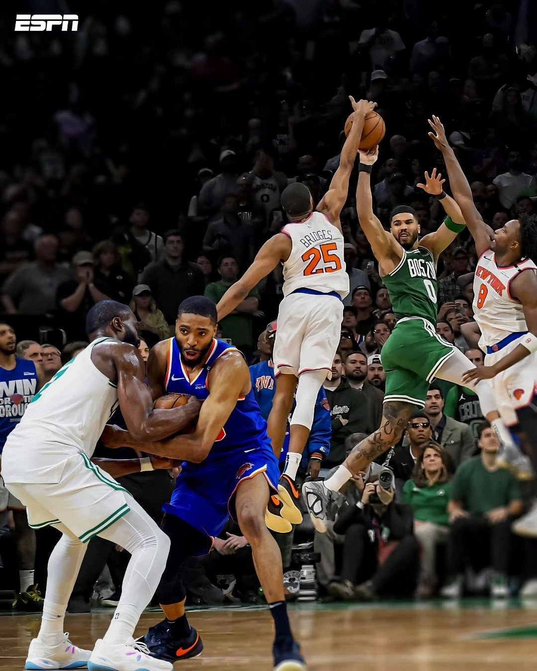 乐鱼体育-凯尔特人队击败对手，碾压比赛