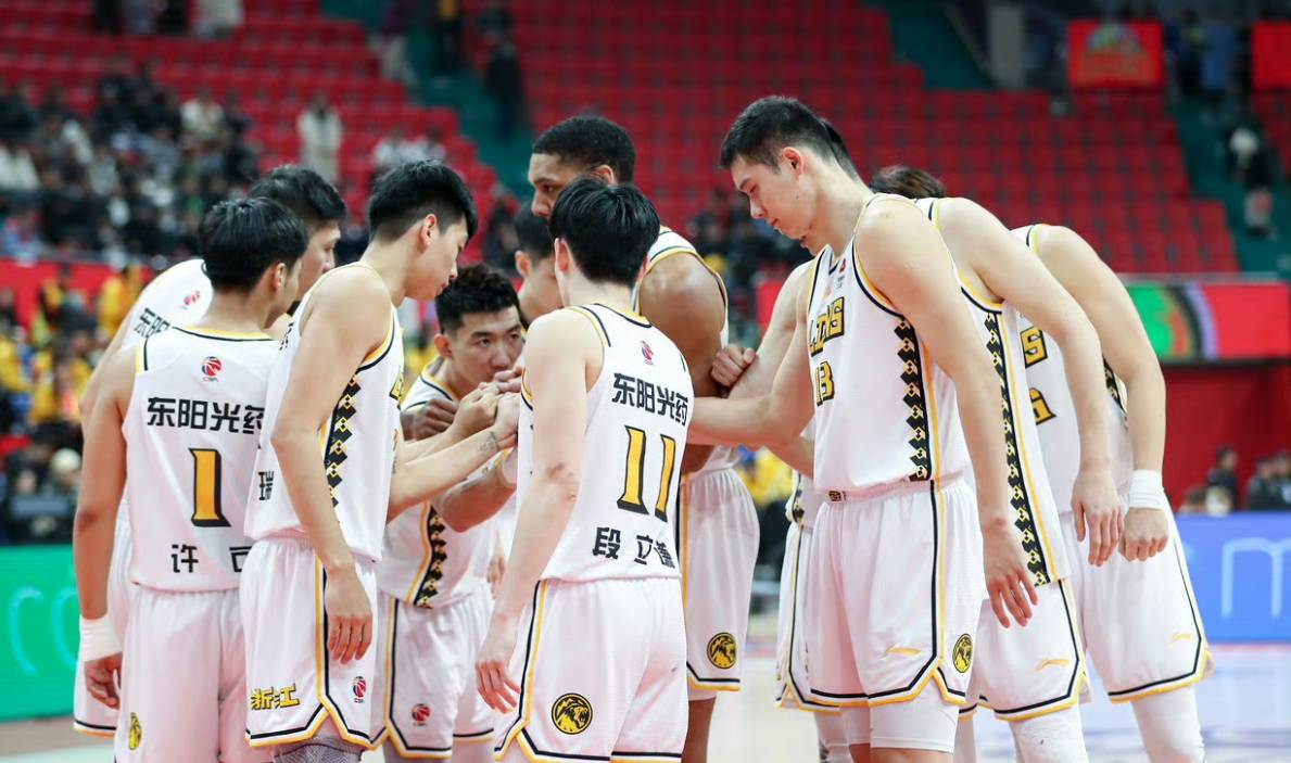 乐鱼官网-重庆力争客场反弹，追击争冠球队