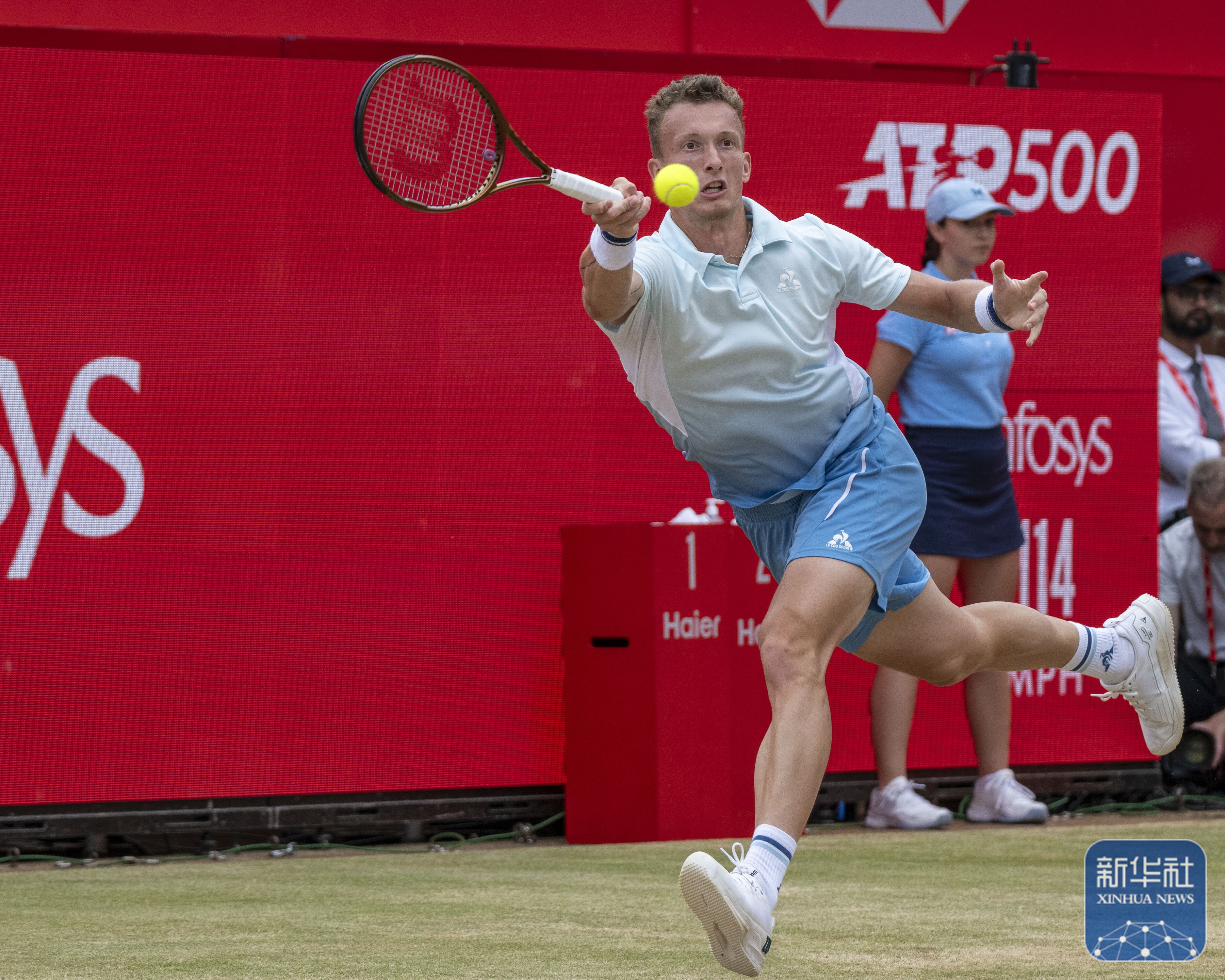 乐鱼体育app-日本网球队轻取意大利网球队，阿尔卡拉斯关键制胜的简单介绍