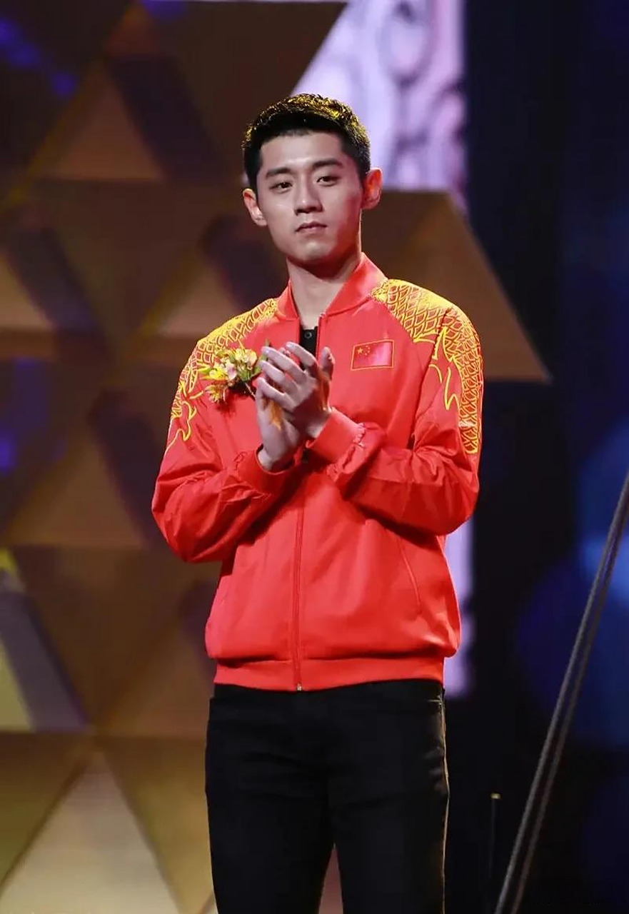 乐鱼体育app-英国乒乓球队力克日本乒乓球队，张继科高光表现的简单介绍